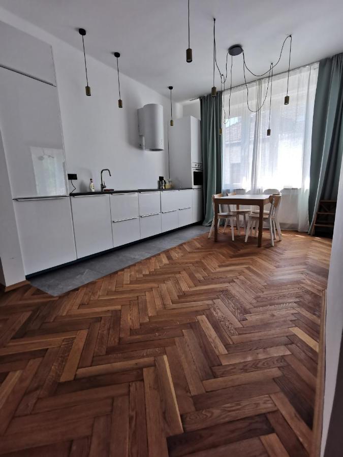 Apartament Z Klimatyzacja คราคูฟ ภายนอก รูปภาพ